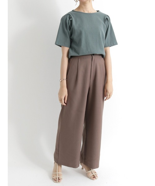 Te chichi(テチチ)の「肩タックボリューム袖カノコカットソー(ニット/セーター・レディース・ブラック/オフホワイト/グリーン・フリ-)」の7枚目の写真