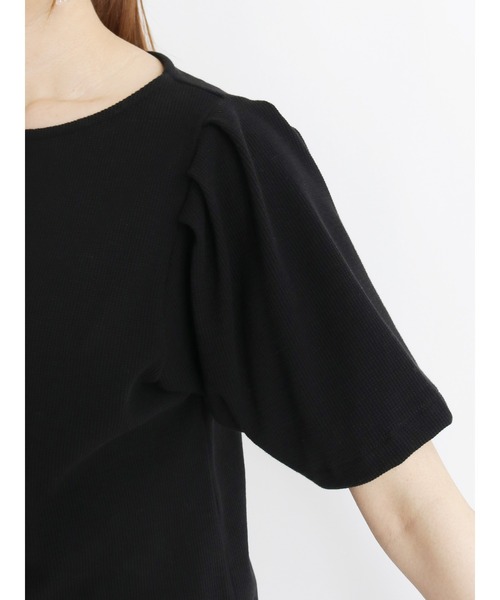 Te chichi(テチチ)の「肩タックボリューム袖カノコカットソー(ニット/セーター・レディース・ブラック/オフホワイト/グリーン・フリ-)」の9枚目の写真