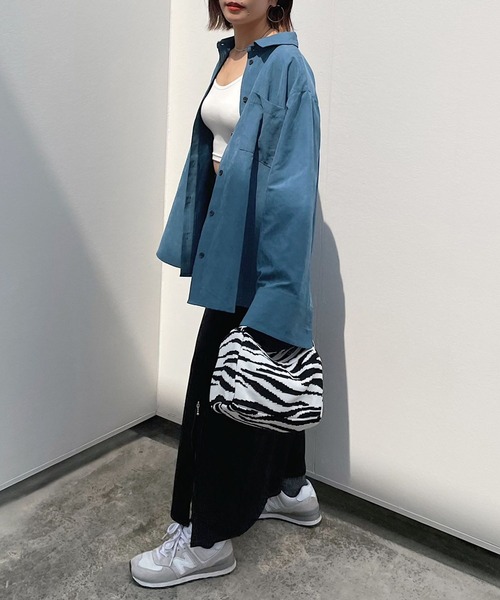 PAGEBOY（ページボーイ）の「ソフトピーチルーズシャツ（シャツ/ブラウス・レディース・ブルー系その他/オフホワイト/ブラック/オレンジ・FREE）」の15枚目の写真