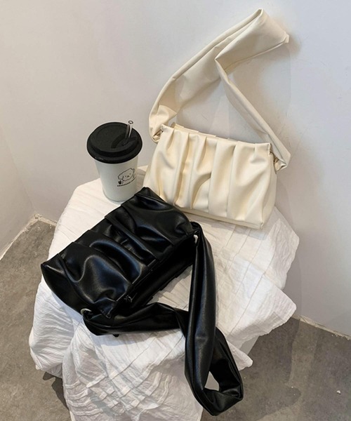 shopnikoniko(ショップニコニコ)の「韓国風 ワンハンドル ギャザーバッグ(ハンドバッグ・レディース・ブラック/ホワイト・フリー)」の17枚目の写真