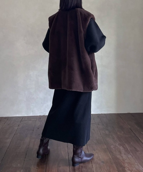 hellam（へラム）の「フェイクファーベスト（ベスト・レディース・ブラック/ブラウン/アイボリー・FREE）」の18枚目の写真