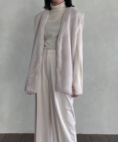 hellam（へラム）の「フェイクファーベスト（ベスト・レディース・ブラック/ブラウン/アイボリー・FREE）」の11枚目の写真