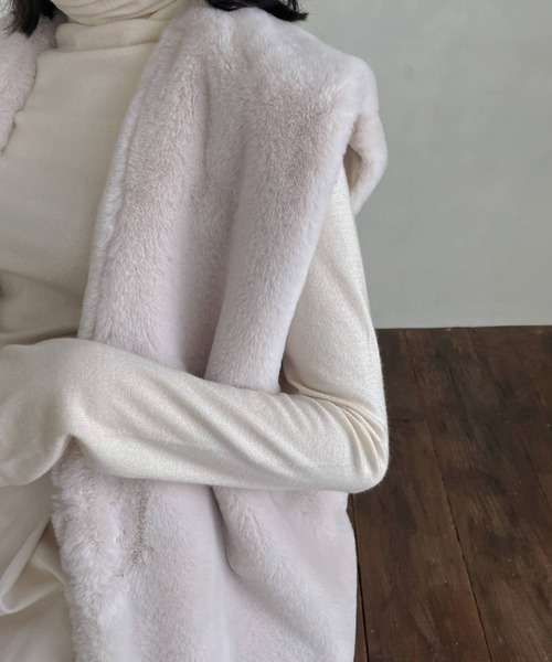 hellam（へラム）の「フェイクファーベスト（ベスト・レディース・ブラック/ブラウン/アイボリー・FREE）」の9枚目の写真