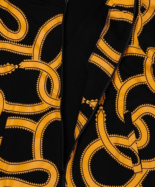 MARCELO BURLON（マルセロ・バーロン）の「ALL OVER SNAKE SLIM TRACK JKT（その他アウター・メンズ・ブラック系その他・M/L）」の4枚目の写真
