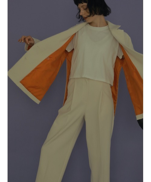 AMAIL(アマイル)の「Over slit hay Jacket(テーラードジャケット・レディース・アイボリー/グリーン・FREE)」の17枚目の写真