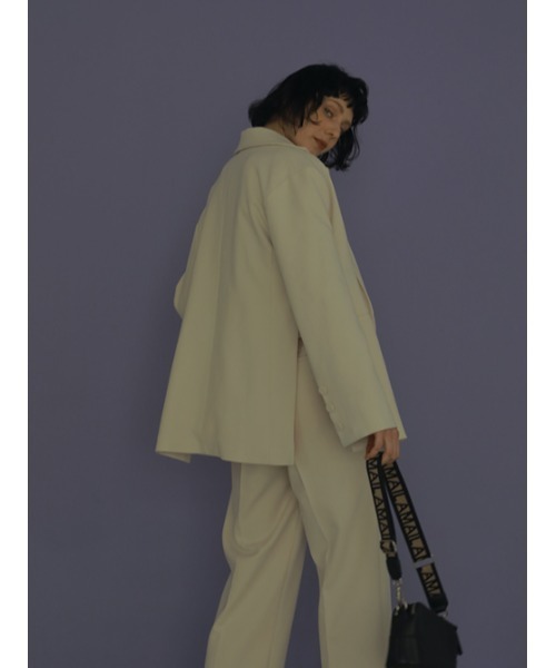 AMAIL(アマイル)の「Over slit hay Jacket(テーラードジャケット・レディース・アイボリー/グリーン・FREE)」の20枚目の写真