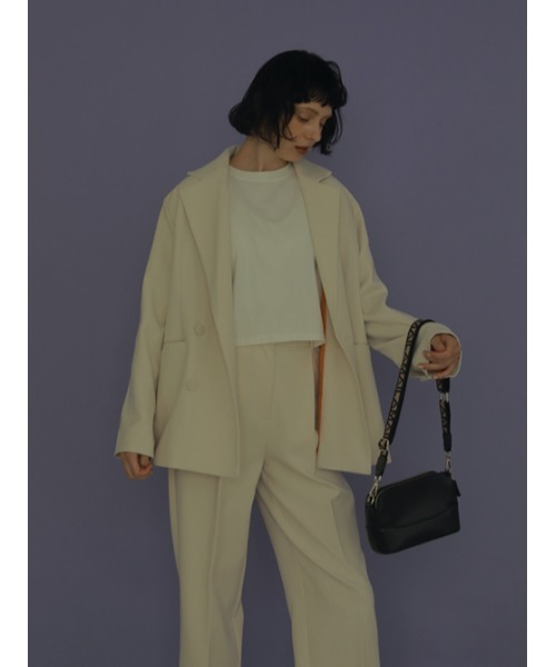 AMAIL(アマイル)の「Over slit hay Jacket(テーラードジャケット・レディース・アイボリー/グリーン・FREE)」の21枚目の写真