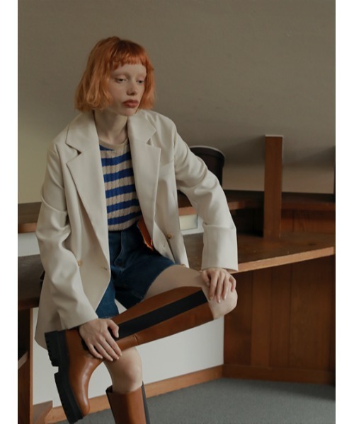 AMAIL(アマイル)の「Over slit hay Jacket(テーラードジャケット・レディース・アイボリー/グリーン・FREE)」の6枚目の写真