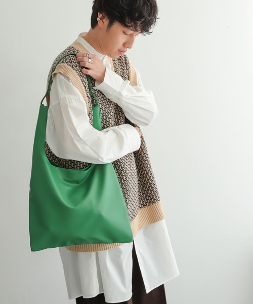 SENSE OF PLACE by URBAN RESEARCH（センスオブプレイスバイアーバンリサーチ）の「リンクスガラVネックベスト（ニット/セーター・メンズ・ベージュ/ネイビー・MEDIUM/LARGE）」の16枚目の写真