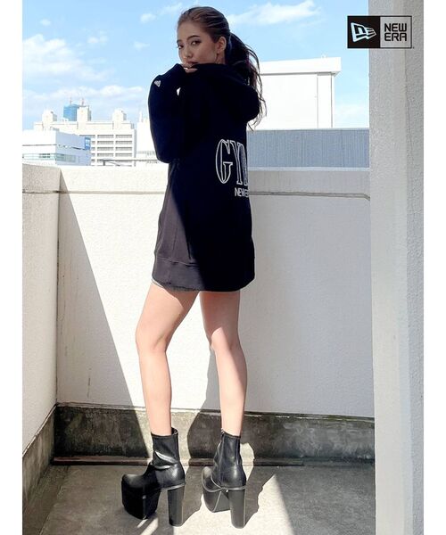 GYDA（ジェイダ）の「GYDA×NEW ERA BackLogo Big フーディー（Tシャツ/カットソー・レディース・オフホワイト/ブラック・LARGE）」の16枚目の写真