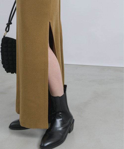 NEUNA(ヌナ)の「2WAYアームカットタートルリブニット/ロングワンピース(ワンピース・レディース・ブラウン/アイボリー/ブラック・SMALL/FREE)」の15枚目の写真