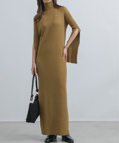 NEUNA(ヌナ)の「2WAYアームカットタートルリブニット/ロングワンピース(ワンピース・レディース・ブラウン/アイボリー/ブラック・SMALL/FREE)」の8枚目の写真