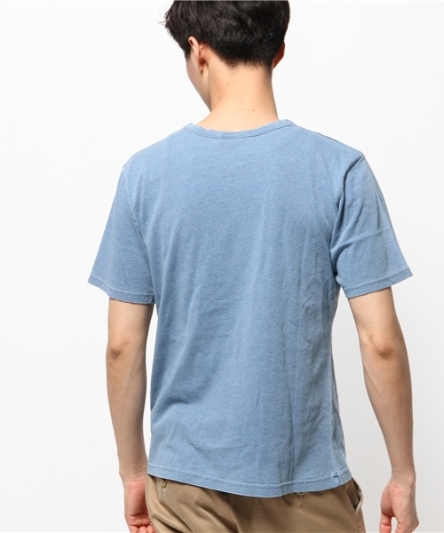 Denime(ドゥニーム)の「INDIGO CREW NECK TEE(Tシャツ/カットソー・メンズ・ブルー/ネイビー・LARGE/X-LARGE/MEDIUM)」の11枚目の写真