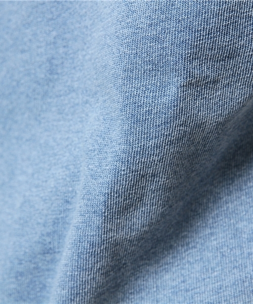 Denime(ドゥニーム)の「INDIGO CREW NECK TEE(Tシャツ/カットソー・メンズ・ブルー/ネイビー・LARGE/X-LARGE/MEDIUM)」の8枚目の写真