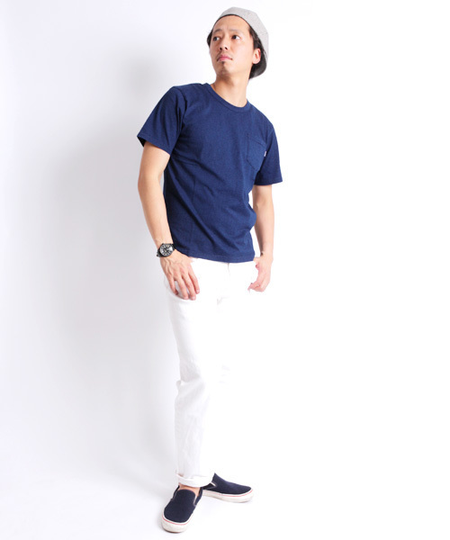 Denime(ドゥニーム)の「INDIGO CREW NECK TEE(Tシャツ/カットソー・メンズ・ブルー/ネイビー・LARGE/X-LARGE/MEDIUM)」の4枚目の写真