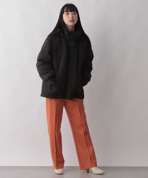 LOWRYS FARM（ローリーズファーム）の「エアサーマルフードブルゾン　298034（ライダースジャケット・レディース・アイボリー/ブラック・FREE）」の3枚目の写真