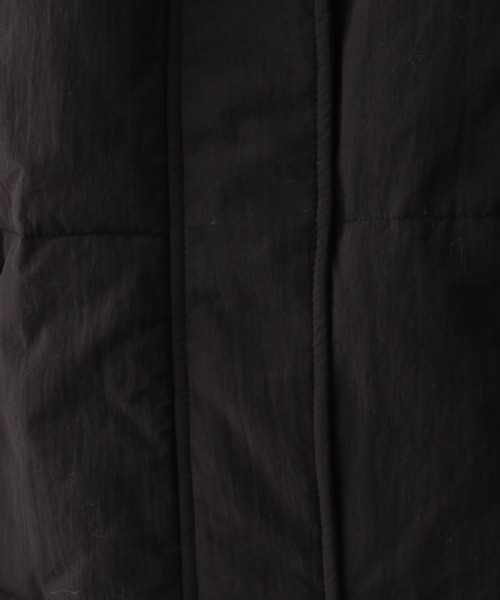 LOWRYS FARM（ローリーズファーム）の「エアサーマルフードブルゾン　298034（ライダースジャケット・レディース・アイボリー/ブラック・FREE）」の14枚目の写真