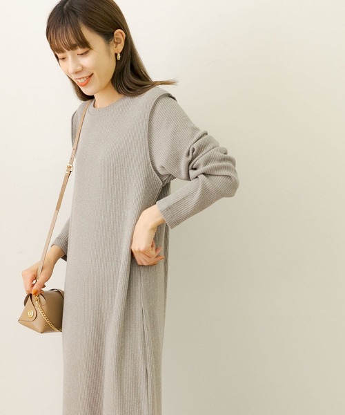 URBAN RESEARCH Sonny Label(アーバンリサーチサニーレーベル)の「ウォームカットリブワンピース(ワンピース・レディース・チャコールグレー/モカ・FREE)」の4枚目の写真