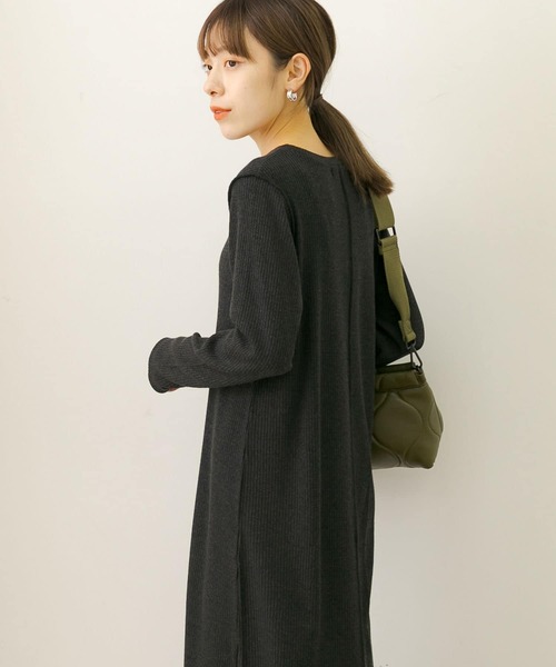 URBAN RESEARCH Sonny Label(アーバンリサーチサニーレーベル)の「ウォームカットリブワンピース(ワンピース・レディース・チャコールグレー/モカ・FREE)」の14枚目の写真
