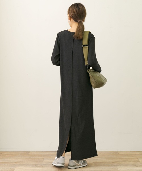 URBAN RESEARCH Sonny Label(アーバンリサーチサニーレーベル)の「ウォームカットリブワンピース(ワンピース・レディース・チャコールグレー/モカ・FREE)」の19枚目の写真