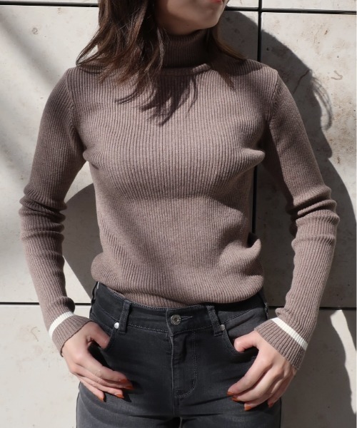 LOVELESS（ラブレス）の「コットンタートルニット（ニット/セーター・レディース・ブラック/ホワイト系その他/ベージュ系その他・36/34）」の3枚目の写真