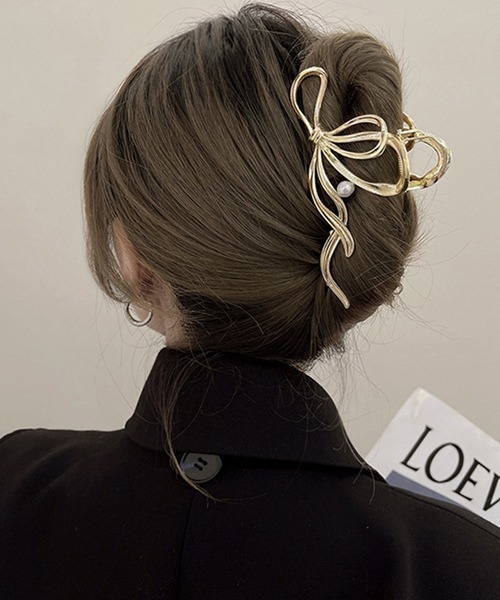 VIBGYOR Women（ヴィブジョー　ウィメン）の「【float】リボン パール ヘアクリップ バンスクリップ（バレッタ/ヘアクリップ・レディース・シルバー/ゴールド・FREE）」の3枚目の写真