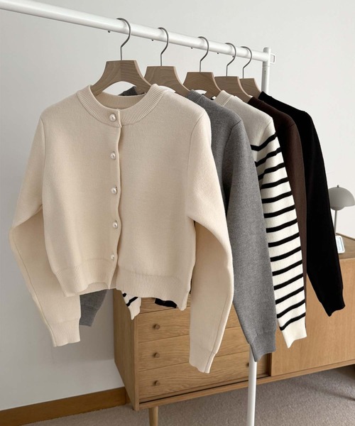 【新色追加】パールボタン無地ボーダー長袖ニットカーディガン(カーディガン/ボレロ)|andme(アンドミー)