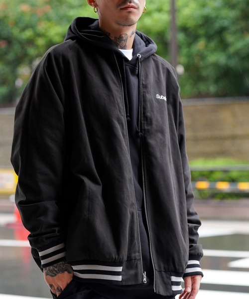 Subciety（サブサエティ）の「REVERSIBLE STADIUM JKT（ブルゾン・メンズ・ブラック・SMALL/LARGE/MEDIUM/X-LARGE）」の4枚目の写真