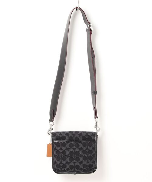 COACH（コーチ）の「フランキー クロスボディ 18・シグネチャー デニム 