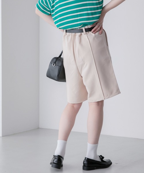 BONLECILL（ボンルシール）の「ピンタック イージーバミューダパンツ（その他パンツ・レディース・ネイビー/ベージュ/ブラック/カーキ/アイボリー/ブルー/チャコールグレー・M/L）」の14枚目の写真