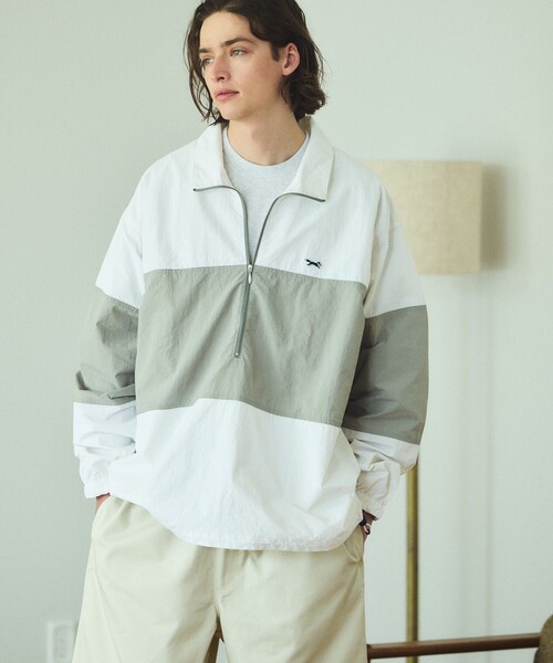 TOWNCRAFT（タウンクラフト）の「TOWN CRAFT/タウンクラフト 別注 パネルスタンドハーフジップブルゾン（ナイロンジャケット・メンズ・ネイビー/イエロー/グレー/ブラック/ホワイト・MEDIUM/LARGE）」の2枚目の写真