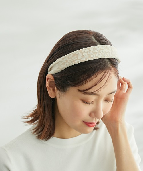 ROPE' PICNIC(ロペピクニック)の「オーガンジー×フラワーワイドカチューシャ(カチューシャ・レディース・ブラック/キナリ・FREE)」の1枚目の写真
