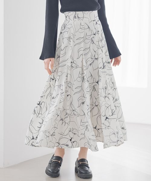 mysty woman(ミスティウーマン)の「アソート柄フレアスカート 197729(スカート・レディース・アイボリー/ホワイト系1/ブラック系1/グレー系/ベージュ系1/ベージュ系2/イエロー系1/イエロー/ホワイト系その他/イエロー系その他・FREE)」の4枚目の写真