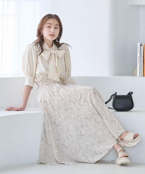 mysty woman(ミスティウーマン)の「アソート柄フレアスカート 197729(スカート・レディース・アイボリー/ホワイト系1/ブラック系1/グレー系/ベージュ系1/ベージュ系2/イエロー系1/イエロー/ホワイト系その他/イエロー系その他・FREE)」の11枚目の写真