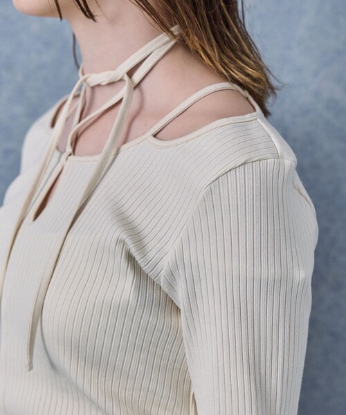 PUBLIC TOKYO（パブリックトウキョウ）の「【福島県産】フレアスリーブカットアウトトップス/リブカットソー/プルオーバー（Tシャツ/カットソー・レディース・ブラック/ブルー/アイボリー・FREE）」の15枚目の写真