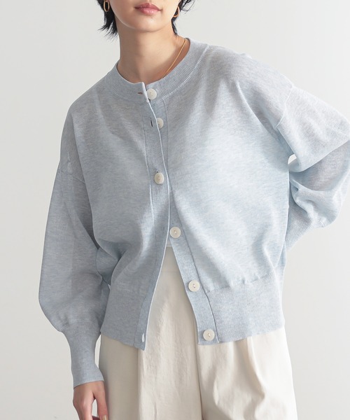 for/c（フォーシー）の「[新色追加]シアーニットクルーネックカーディガン【サスティナブル】（カーディガン/ボレロ・レディース・イエロー/ホワイト/ブラック/オレンジ/チャコールグレー/ライトブルー/ネイビー/ピンク・LL/M/L）」の5枚目の写真