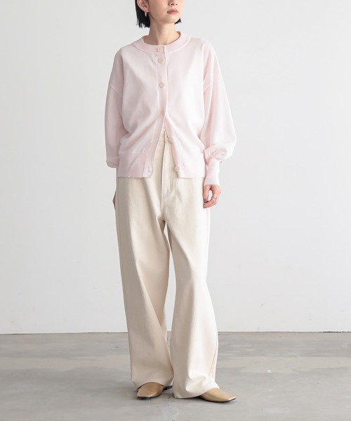 for/c（フォーシー）の「[新色追加]シアーニットクルーネックカーディガン【サスティナブル】（カーディガン/ボレロ・レディース・イエロー/ホワイト/ブラック/オレンジ/チャコールグレー/ライトブルー/ネイビー/ピンク・LL/M/L）」の14枚目の写真