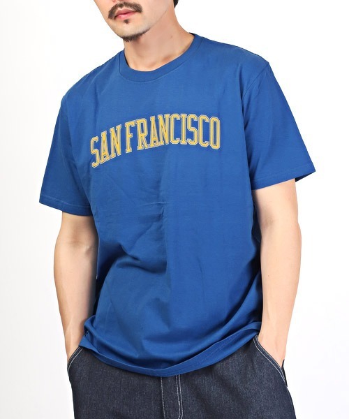 LUXSTYLE(ラグスタイル)の「カレッジロゴプリント半袖Tシャツ(Tシャツ/カットソー・メンズ・ホワイト/ブルー/ブラック・M/L/XL)」の3枚目の写真