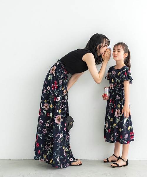 coca（coca）（コカ）の「レーヨンマルチ花柄ロングフレアスカート（スカート・レディース・ネイビー・SHORT/LONG）」の9枚目の写真