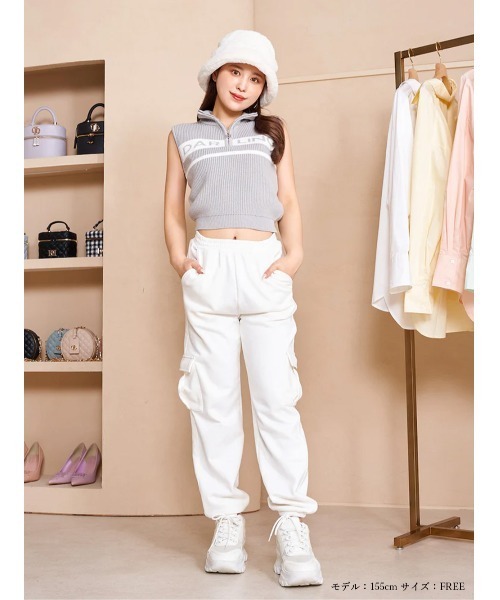 Darich(ダーリッチ)の「ハーフジップジャガードニットトップス(ニット/セーター・レディース・グレー/ホワイト/ブラック・FREE)」の8枚目の写真