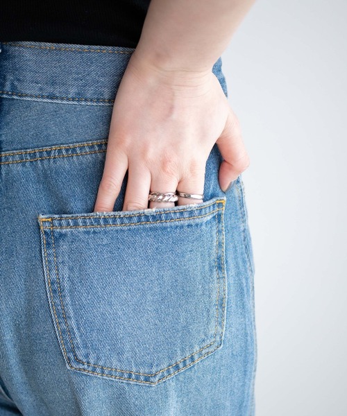 WEGO（ウィゴー）の「WEGO/【マルチサイズ】ハイウエストルーズストレートデニムパンツ（デニムパンツ・レディース・ライトインディゴブルー/インディゴブルー・X-SMALL/SMALL/MEDIUM/LARGE）」の3枚目の写真