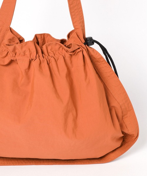 LEPSIM(レプシィム)の「ナイロン2WAYBAG 906717(ショルダーバッグ・レディース・オレンジ/アイボリー/ブラック・ONE SIZE)」の9枚目の写真