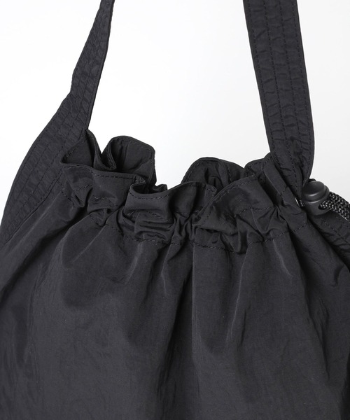 LEPSIM(レプシィム)の「ナイロン2WAYBAG 906717(ショルダーバッグ・レディース・オレンジ/アイボリー/ブラック・ONE SIZE)」の14枚目の写真