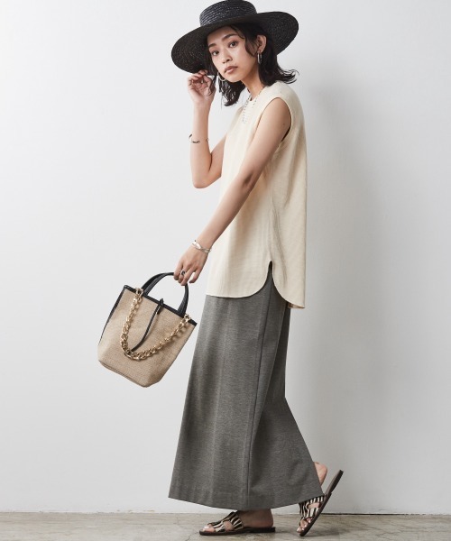 CHIC STYLE(シックスタイル)の「<大きいサイズ>ワッフルタンクトップ シックスタイル(タンクトップ・レディース・アイボリー/ブラック/モカ・L/3L/LL/5L/4L)」の7枚目の写真