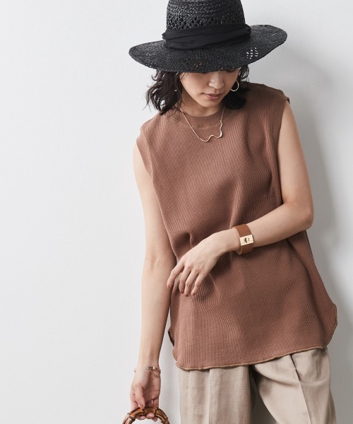 CHIC STYLE(シックスタイル)の「<大きいサイズ>ワッフルタンクトップ シックスタイル(タンクトップ・レディース・アイボリー/ブラック/モカ・L/3L/LL/5L/4L)」の16枚目の写真