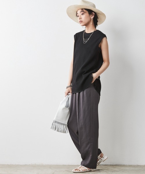 CHIC STYLE(シックスタイル)の「<大きいサイズ>ワッフルタンクトップ シックスタイル(タンクトップ・レディース・アイボリー/ブラック/モカ・L/3L/LL/5L/4L)」の6枚目の写真