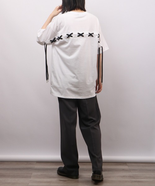 REGIEVO(レジエボ)の「REGIEVO バックレースアップ半袖Tシャツ(Tシャツ/カットソー・メンズ・ブラック/オフホワイト・L/M)」の15枚目の写真