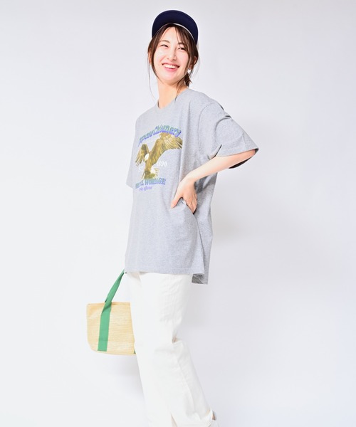 Alite cloth(アリーテクロス)の「BIG カレッジロゴ・プリントTシャツ EAGLE(Tシャツ/カットソー・レディース・ブラック/グレー/ホワイト・M/L/XL/0)」の15枚目の写真