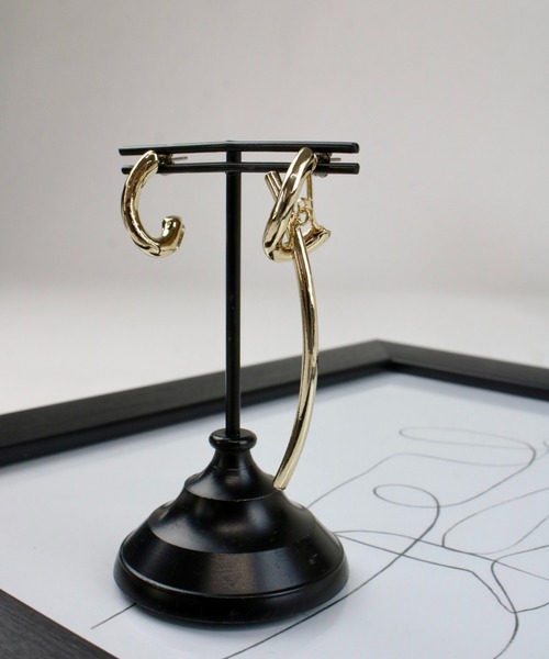 sea,ds mara（シーズマーラ）の「【Sea’ds mara】Asymmetry swing pierce（ピアス（両耳用）・レディース・シルバー/ゴールド・FREE）」の7枚目の写真