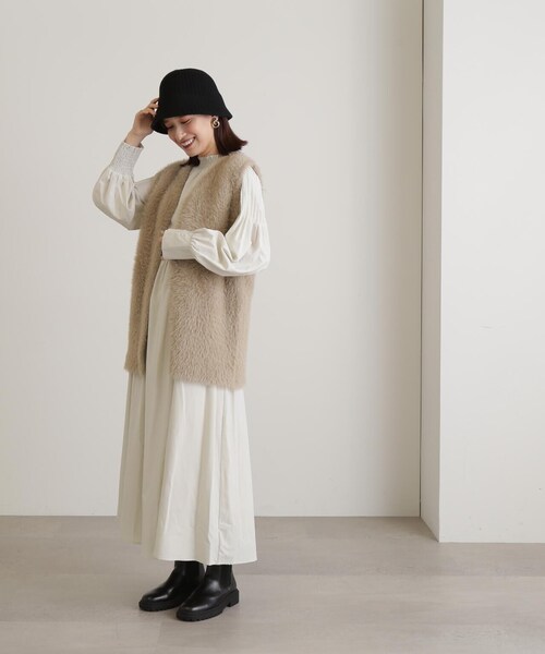 N.（N. Natural Beauty Basic）（エヌエヌナチュラルビューティーベーシック）の「◆フェザーニットベスト（ベスト・レディース・オフホワイト/ベージュ・MEDIUM）」の22枚目の写真